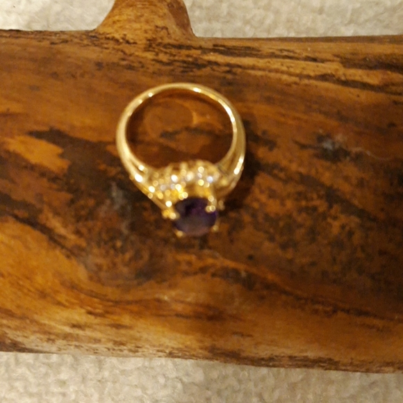 Ring - Picture 3 of 8